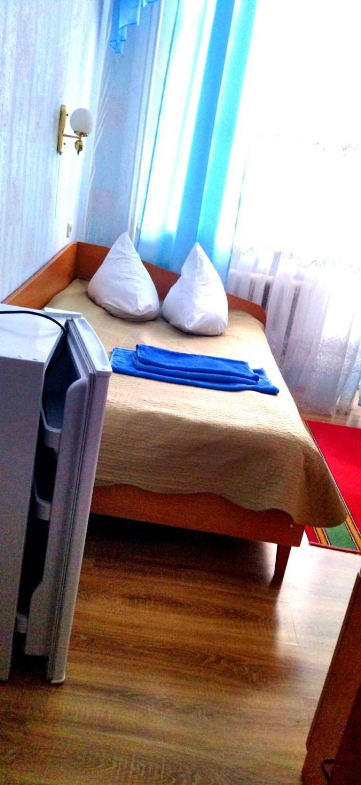 Hotel Санаторій Збруч à Sataniv Extérieur photo